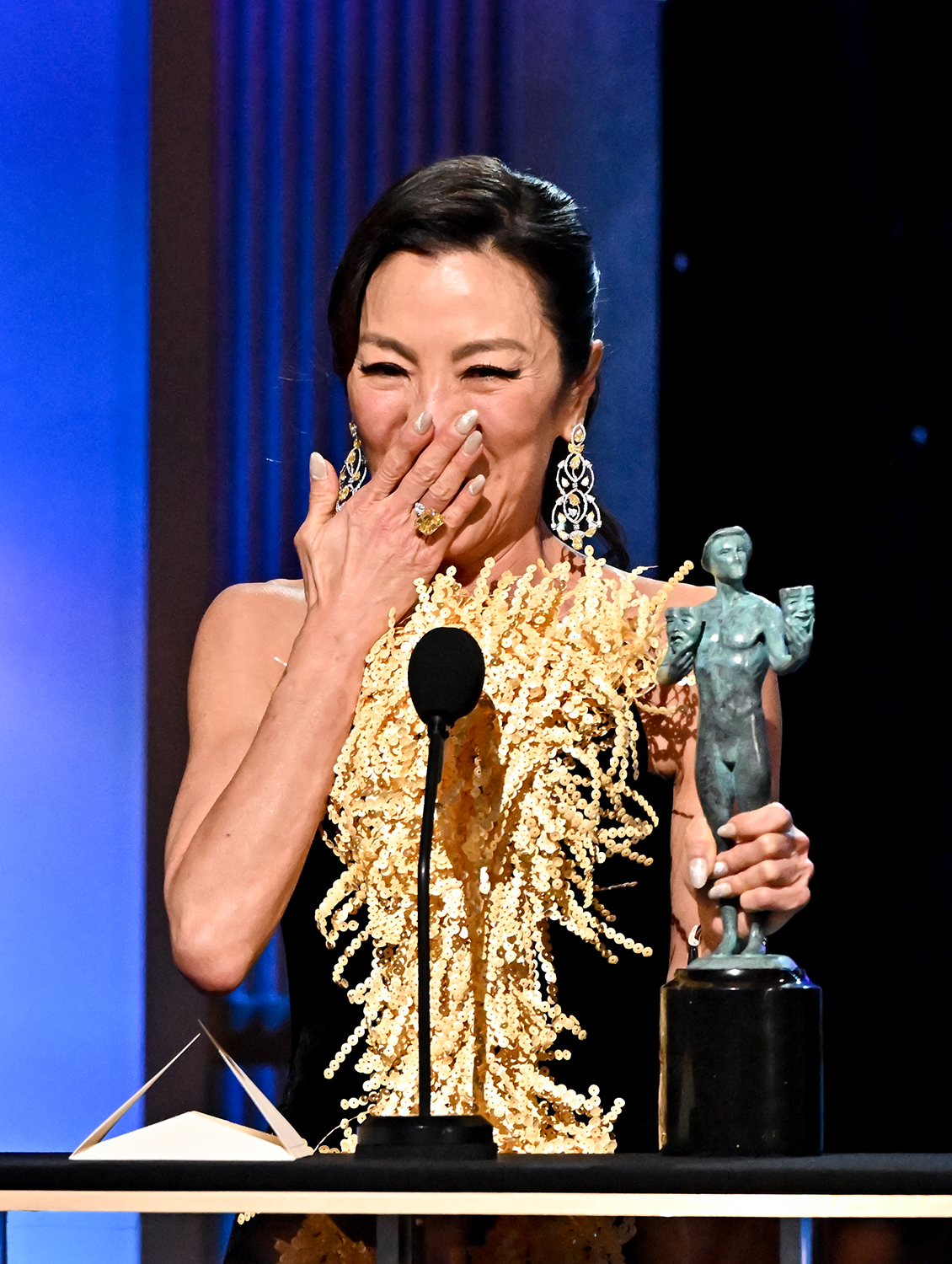 Michelle Yeoh wins SAG award in Moussaieff yellow diamonds Moussaieff